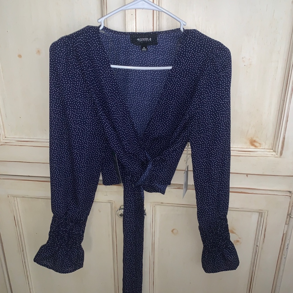 NWT Polka Dot wrap top